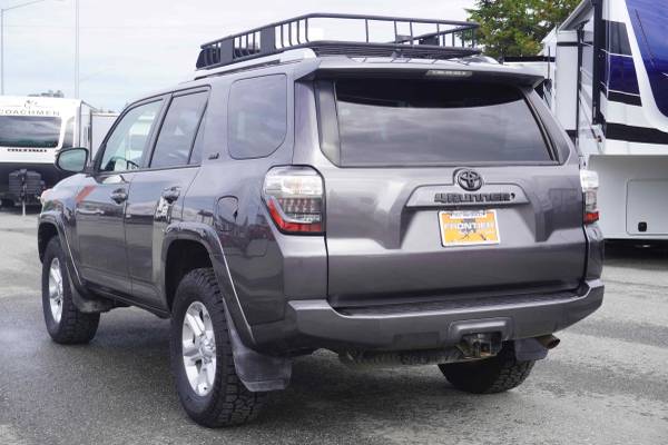 2016 Toyota 4Runner SR5 4WD 4X4 4.0 V6 SUV DE 3.ª FILA - $26,995 (Anchorage)63470605436931122