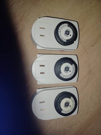 Three Manual Light Timers 1