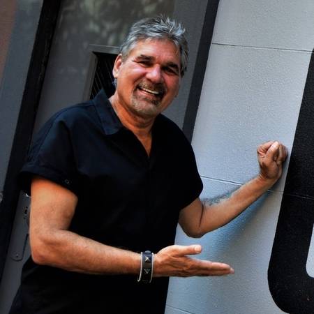 Lead Singer seeking 1