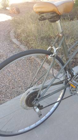 Raleigh Record - Classic Road bike 1