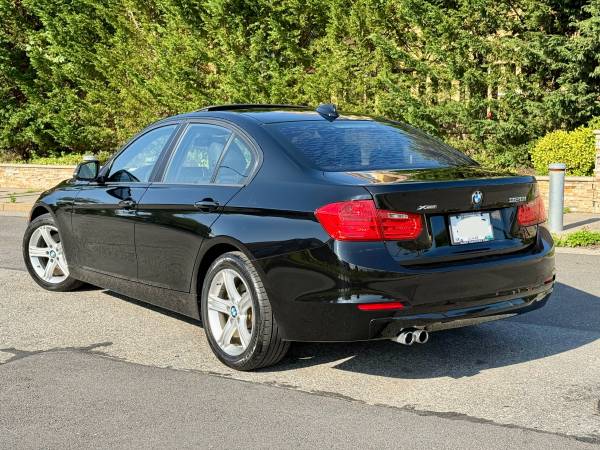 Título limpio en mano! BMW 328 xDrive 2015 - $6,000 (Brooklyn)63654712883715124