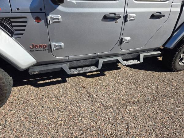 Jeep Gladiator HDX Stainless Steel Side Steps 1