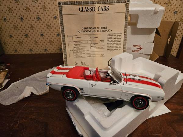 1969 Camaro SS Danbury Mint, NIB 1