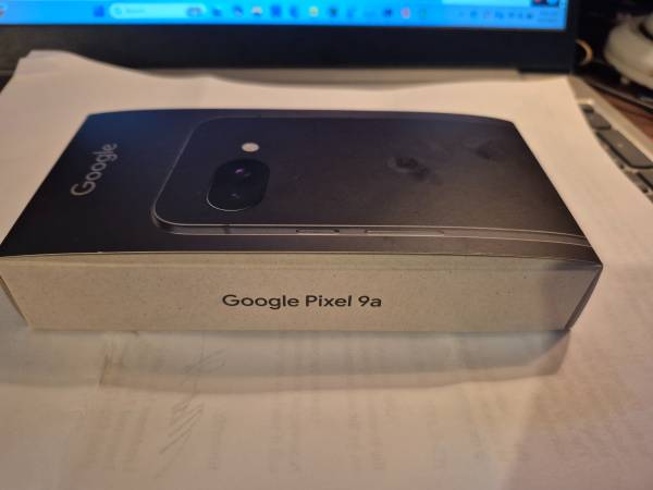 Google Pixel 9a ブラック 箱付き Google Pixel 9a Unboxing & First Impressions - YouTube