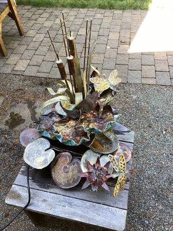 Decorative metal fountain 1