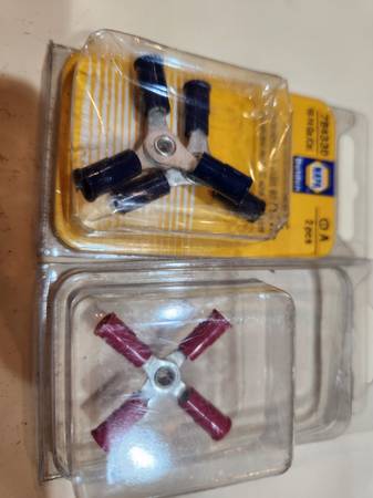 Misc small tools, garage items 1