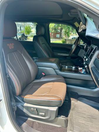 2021 KING RANCH Expedition Max - $59,995 (Oceanfront)63621686583169122