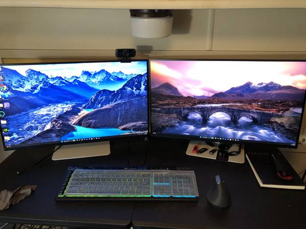 Intel Ultra 7 - NVIDIA GeForce RTX5 070 W/2 Dell 27" 4K Monitors 1