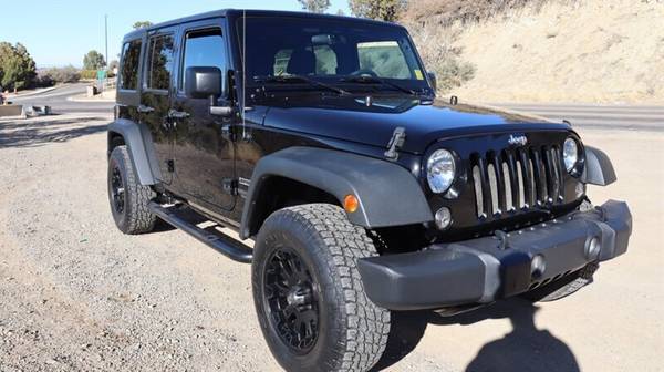 2015 Jeep Wrangler Sport S 4X4 unlimited  1