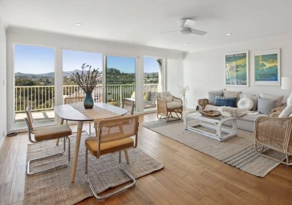 $4,950 / 2br - 1100ft2 - Panoramic views, excellent location, newly renovated, new appliances (tiburon / belvedere)63858055416707124