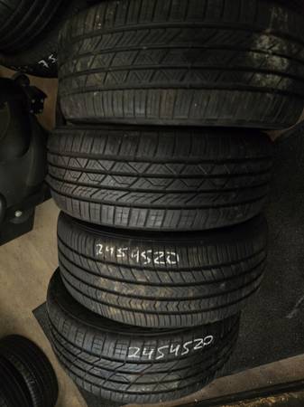 4 tires 245.45.20 road hugger 90v% Tread dot 3724 1