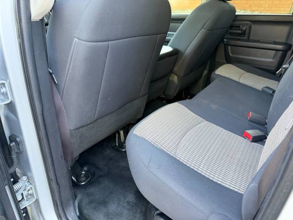 2012 RAM 1500 4X4 - Photo 11