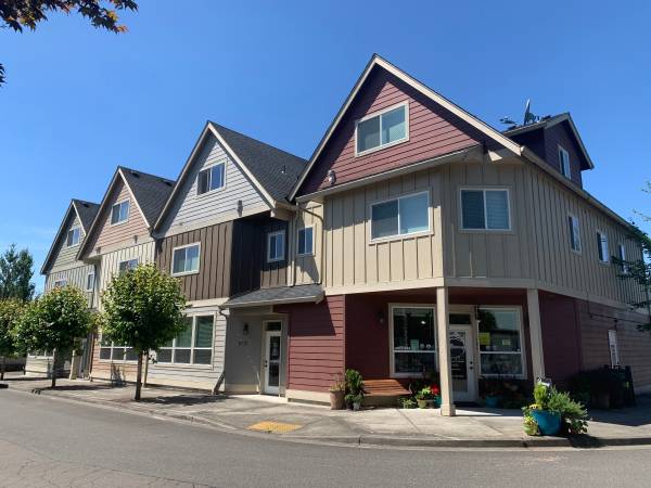 Elevate Your Business in the Heart of Downtown Battle Ground 1