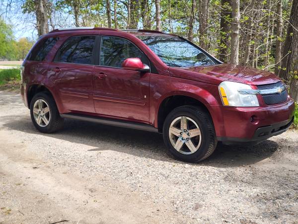 2008 CHEVY EQUINOX BEAUTIFUL! NEW TIRES! NEW BRAKES! 1
