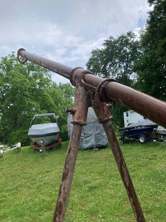 14' long Roofers Tri pod with 5' legs 1