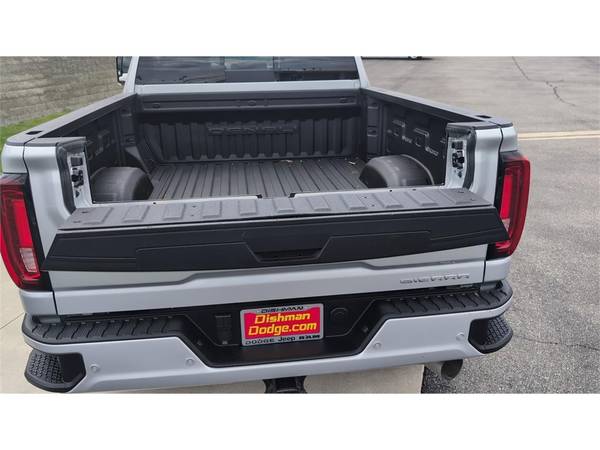 2022 GMC Sierra 2500HD Denali, Quicksilver Metallic - $67,000 (Spokane Valley)63613763494019124
