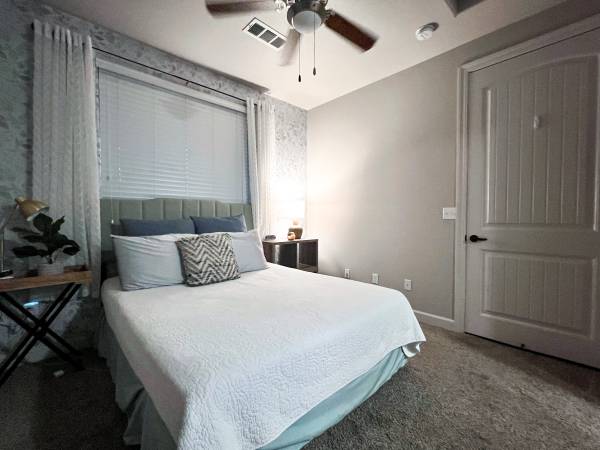 $850 / 2br - ROOMMATE NEEDED - MONTECITO APARTMENTS (Educators or Traveling Nurse’s) (Visalia)63809864703617121