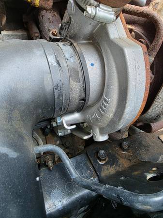 2010 Isuzu NRR, 14' - Photo 8
