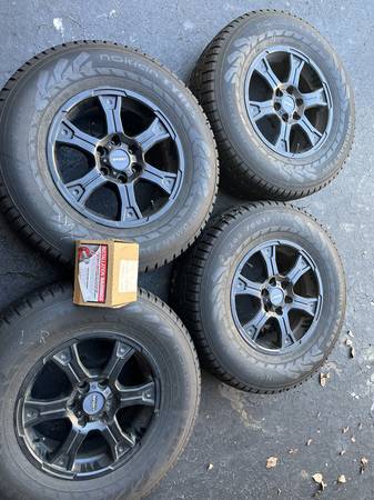 Nokian Nordman 7 SUV Winter Tire Set — 265/70R17 | F150 | Like New 1