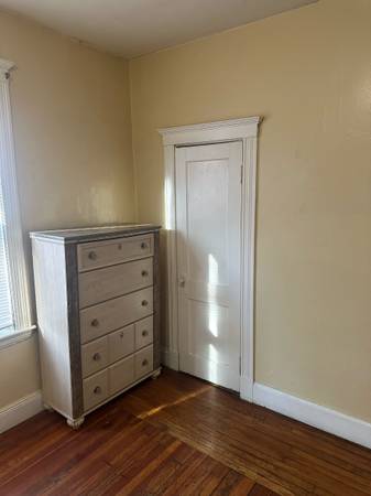 Room For Rent 1