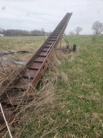 Farm elevator 1
