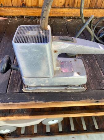 Stanley Heavy Duty Pad Sander 1
