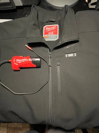 Milwaukee M2 heated coat 1