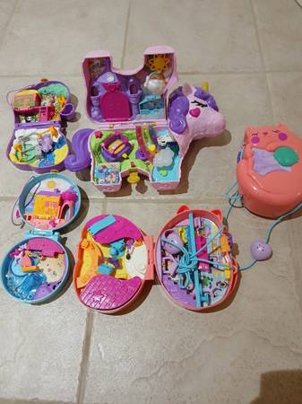 5 - POLLY POCKEY PLAY SETS 1