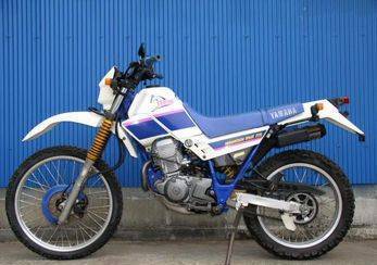 WANTED  Yamaha XT -225 1