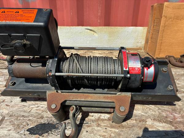 Warn Winch Model 5000 1