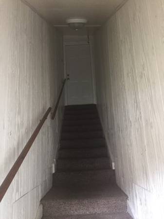 $1,000 / 1br - 900ft2 - Downtown Loft (Bloomington)63935966983554122