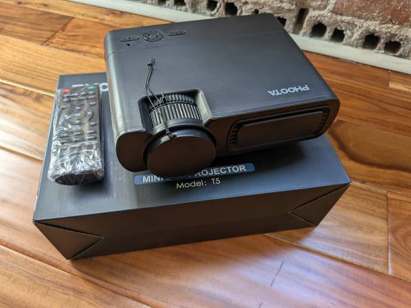 Phoota Mini LED Projector (Model: T5) - Like New 1