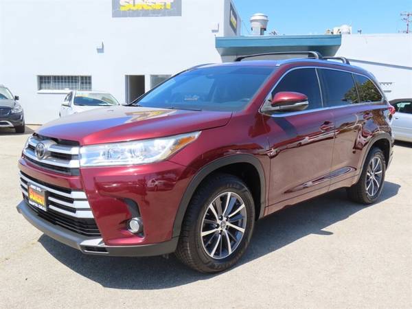 2017 Toyota Highlander XLE - $25,98863469744964993121