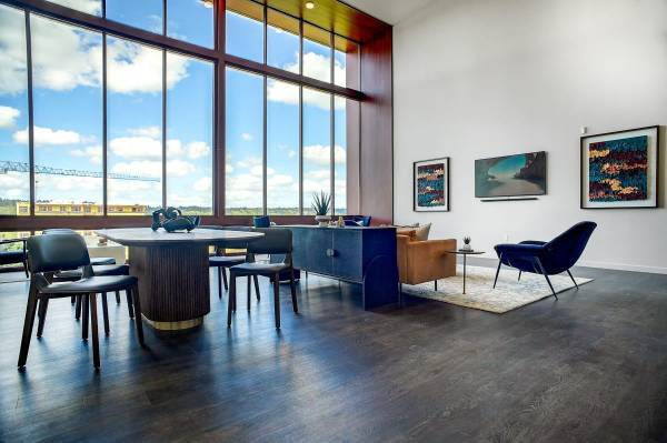 $3,273 / 2br - 930ft2 - Redmond Deal: 2 Mo. Free in Walkable Hotspot (Downtown Redmond)63850756198401122