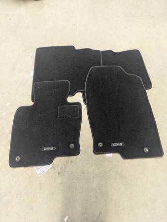 Mazda CX-5 Floor Mats 1