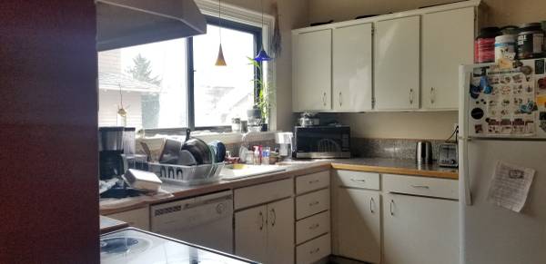 $490 / 135ft2 - Habitación disponible en el noreste interno (NE Portland / Sullivan's Gulch)63831536502785121
