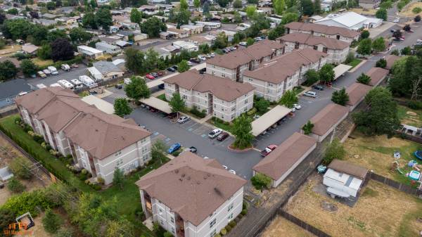 $1,525 / 2br - 1037ft2 - 2 Bedroom Available at Parkside Apartments! (Lebanon)63624859655297124
