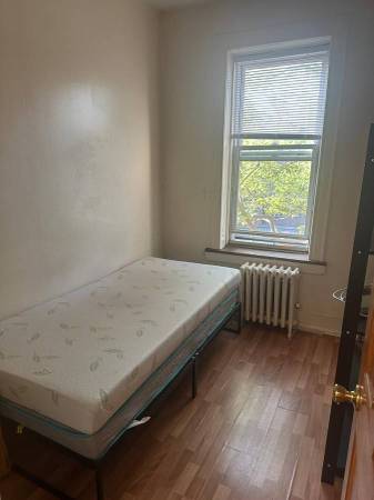 $750 / 4br - 120ft2 - Furnished room near Franklin / Kings County Hospital (Prospect Lefferts Garden)63912047523074120