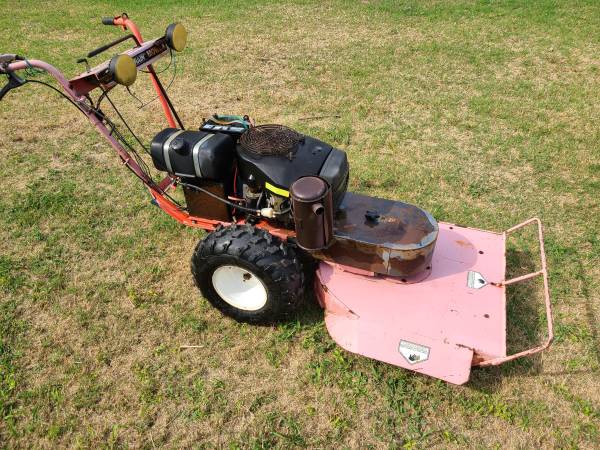 DR ALL TERRAIN FIELD AND BRUSH MOWER 1