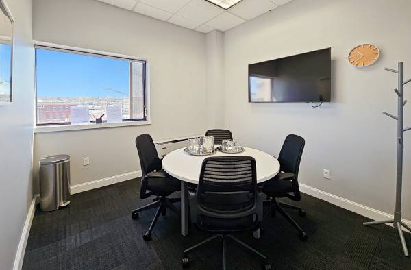 $195 Your business presence with our virtual office solutions! (New London)64194822927106124