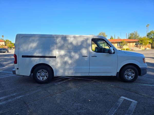 2012 Nissan NV 2500*69Kmiles - Photo 10