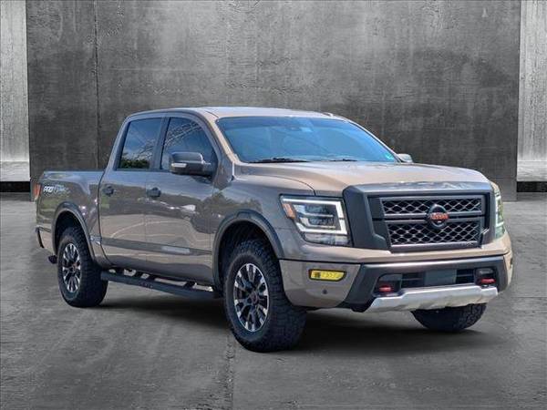 2021 Nissan Titan 4x4 4WD Camioneta PRO-4X Cabina Doble - $38,998 (Llame *(571) 449-2081* para Confirmar Disponibilidad al Instante)63616289688707122