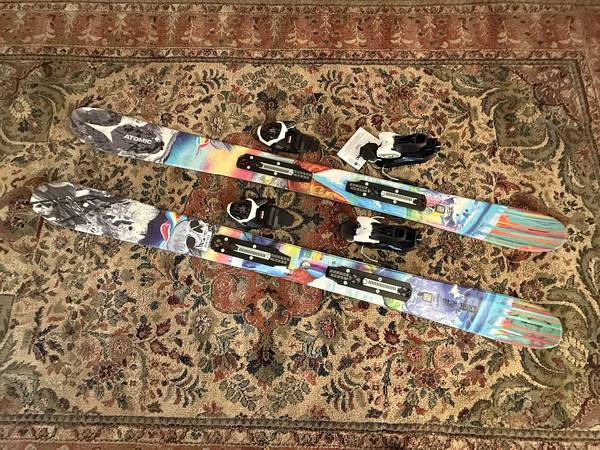 Brand New Bent Chetler Mini 133cm Skis w/Bindings 1