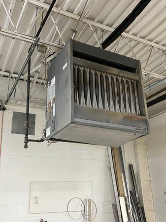 Used Gss fired warehouse hanging heater 300k BTU's 1