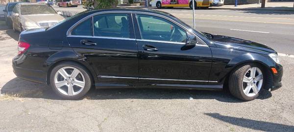 2010 Mercedes C300 V6 Grandpas gar.kept NICE low 151k 5 MORE MBZ DEALS - $5,495 (concesionario de autos 431 Arden Way @ Del Paso)63616868887683124
