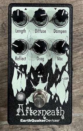 Earthquaker Devices Afterneath v3 reverb pedal 1