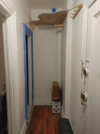 Сдается 2ух комнатная квартира в бенсохрсте 1