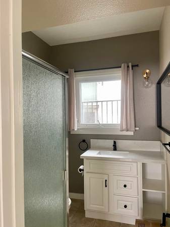 $2,025 / 3br - 1400ft2 - **🏡Remodeled 3BR/2BA Duplex Near Little Italy & Balboa Park** (San Diego)63775675643649124