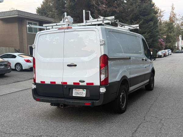 2017 Ford Transit - Photo 5