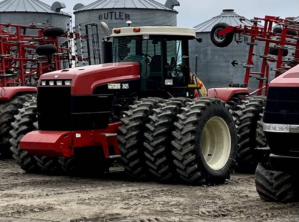2425 Buhler Versatile 1
